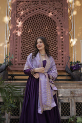 Star Georgette Kurta with Zari Sequins Embroidery and Gold Crush Dupatta