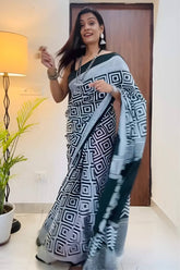 off White Mul Cotton Digital Printed Sarees