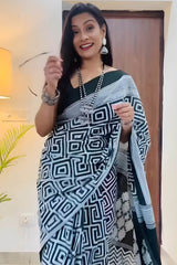 off White Mul Cotton Digital Printed Sarees