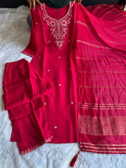 Wedding Wear Pink Embroidered Silk Kurta Set