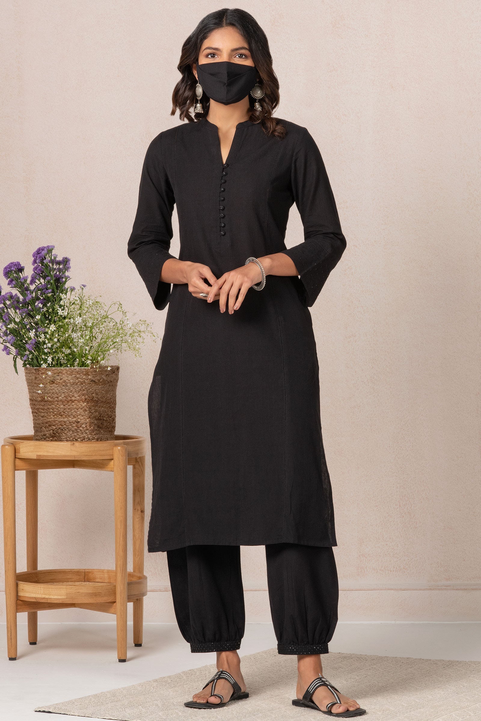 Nasrine Mehnaz Handloom Kurta