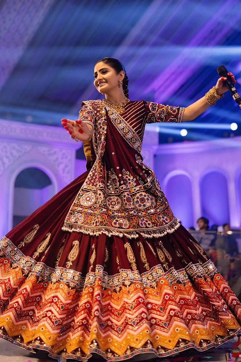 Gujarati Singer Gita Rabari Gamthi Work Chaniya Choli For Navratri