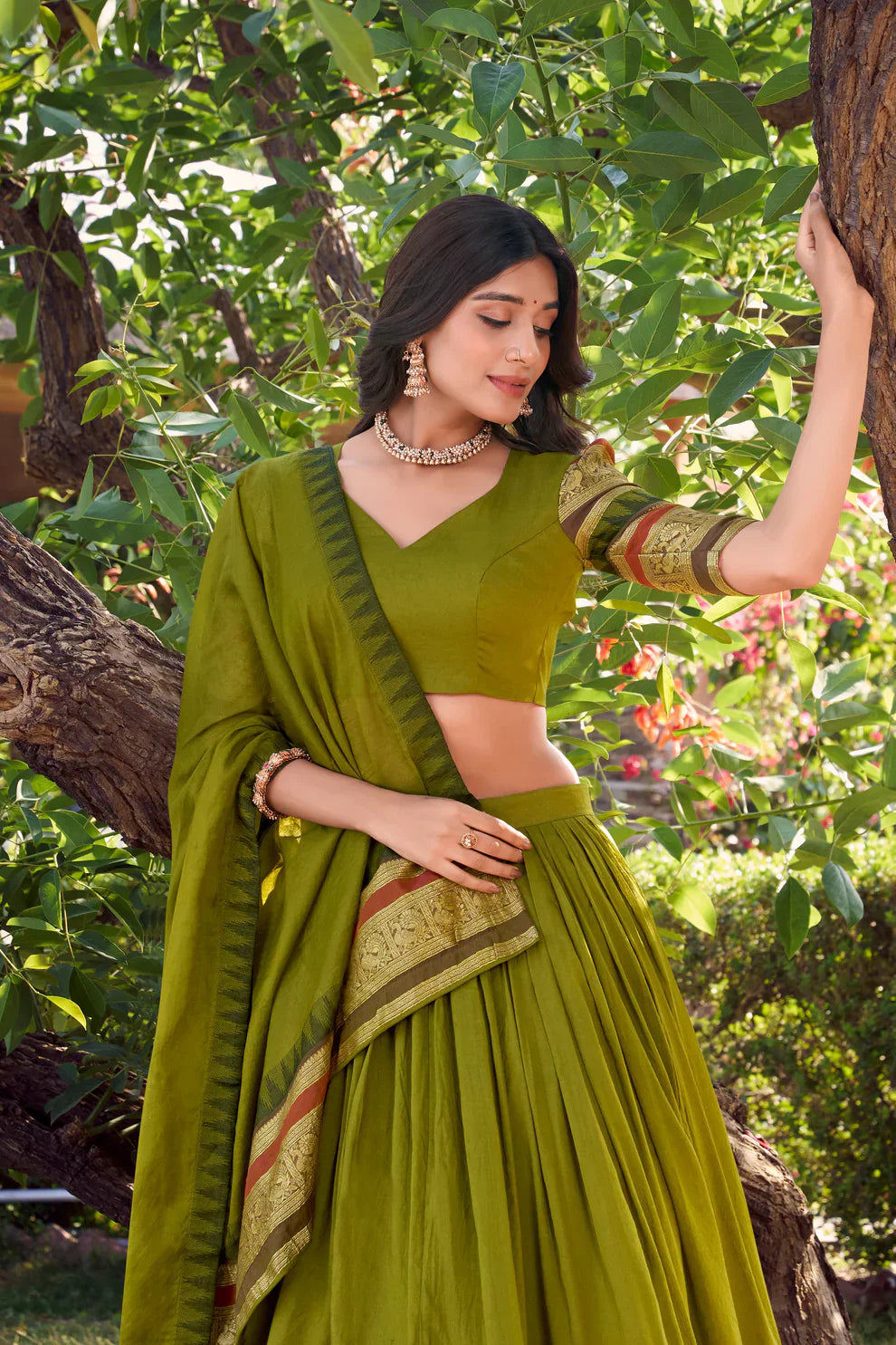 Pure Chanderi Lehenga with Zari Weaving Border – Elegant Ethnic Wear with Matching Dupatta