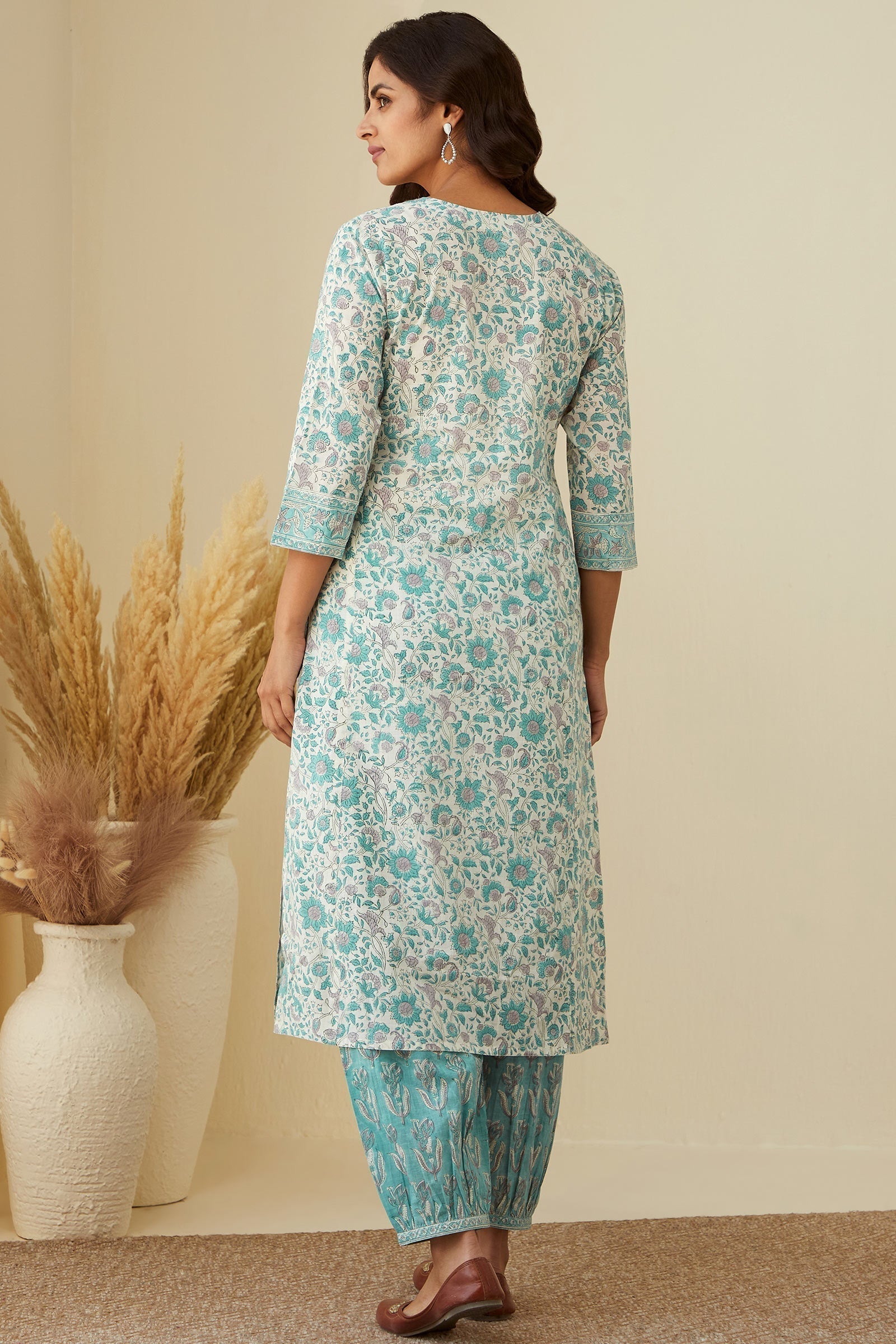 Gauhar Zaina Kurta