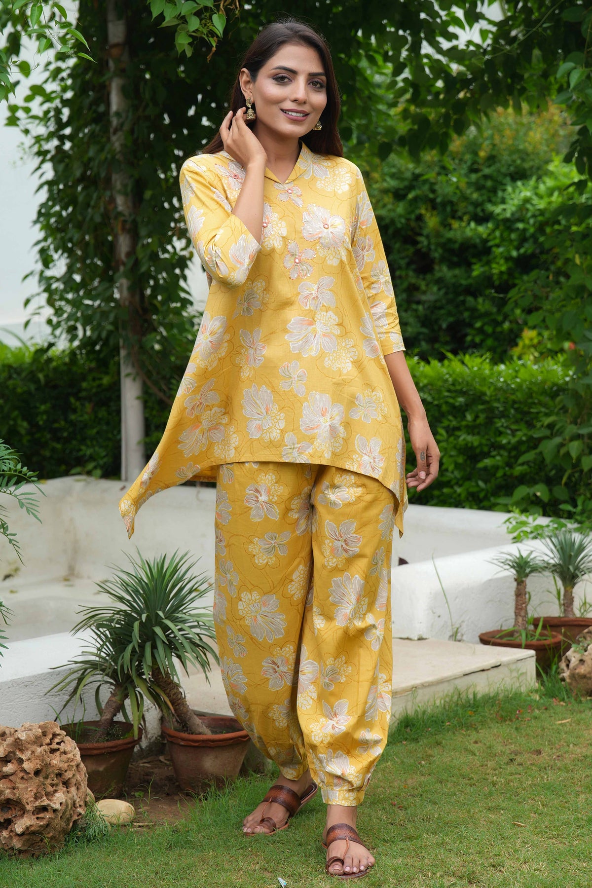 Yellow Pure Cotton Co-Ord Set with Floral Handwork – Elegant Festive Wear