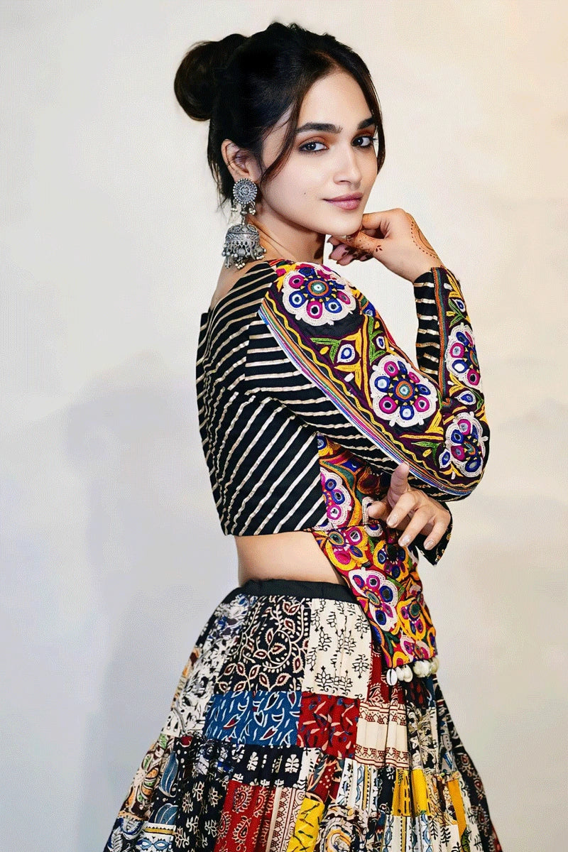 Navratri Special Fully Stitched Gamthi Work Chaniya Choli