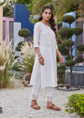 Raagini Kurta in Off White – Embroidered Elegance Inspired by Lucknowi Craftsmanship