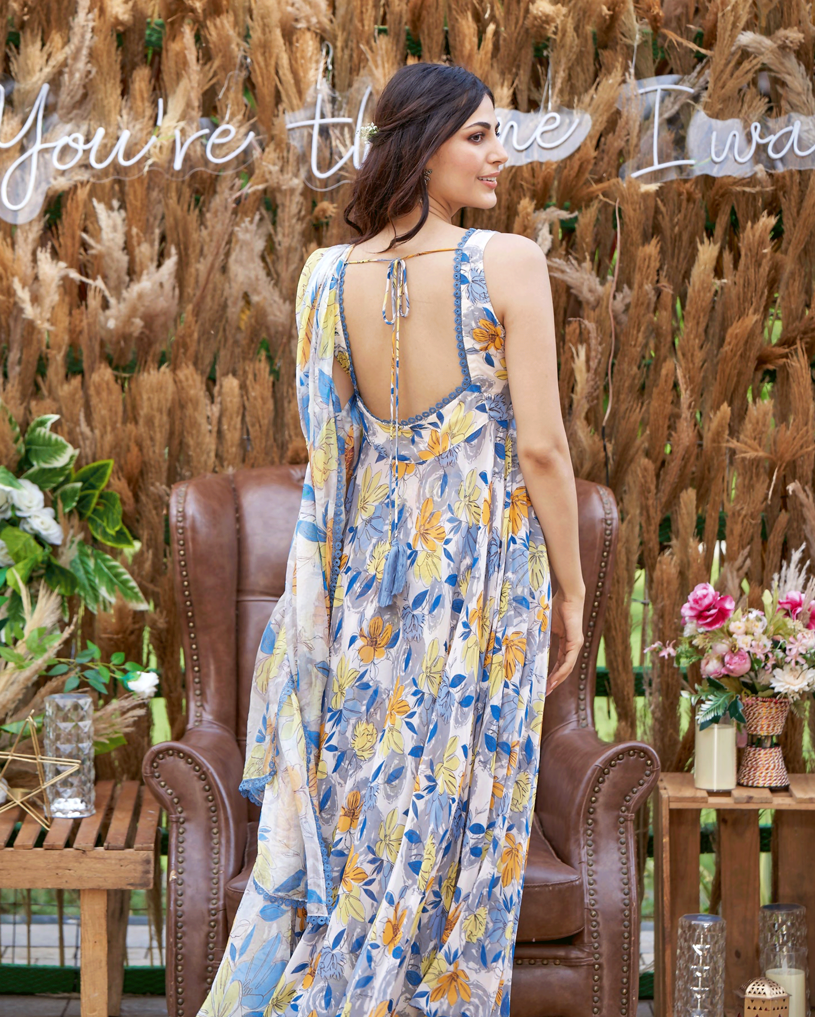 White Printed Georgette Suit Set with Elegant Detailing