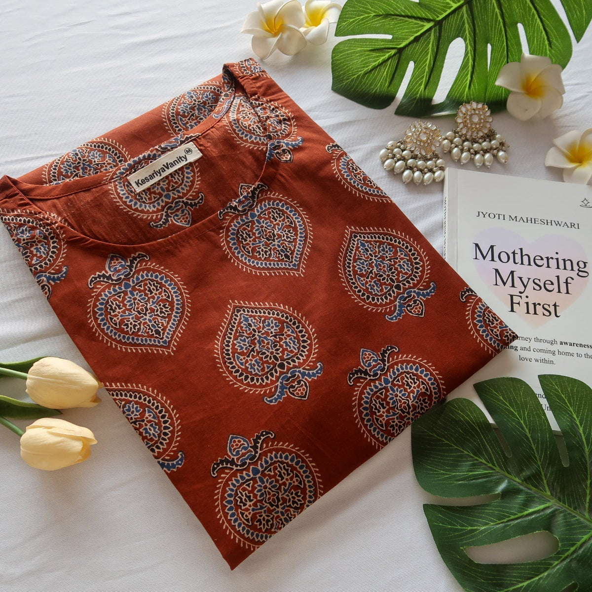 Red Butta Kurta - Daily Essential