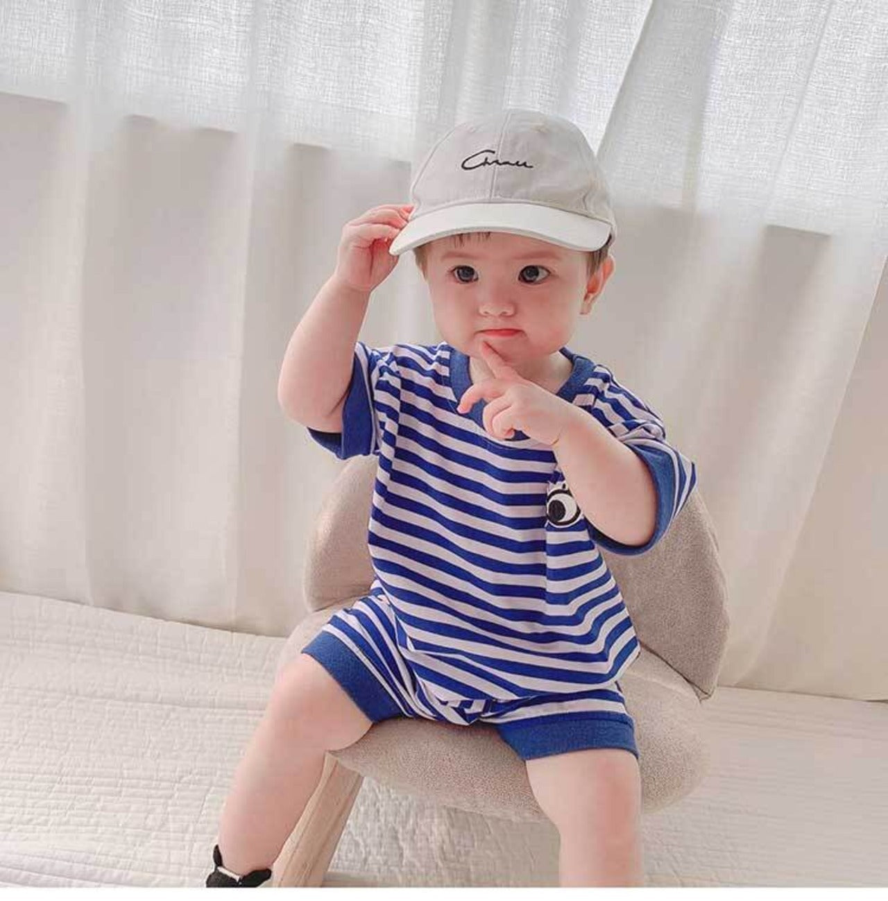 Mushy Eyes Baby Boys and Girls Romper – Soft Cotton Blend Unisex Outfit