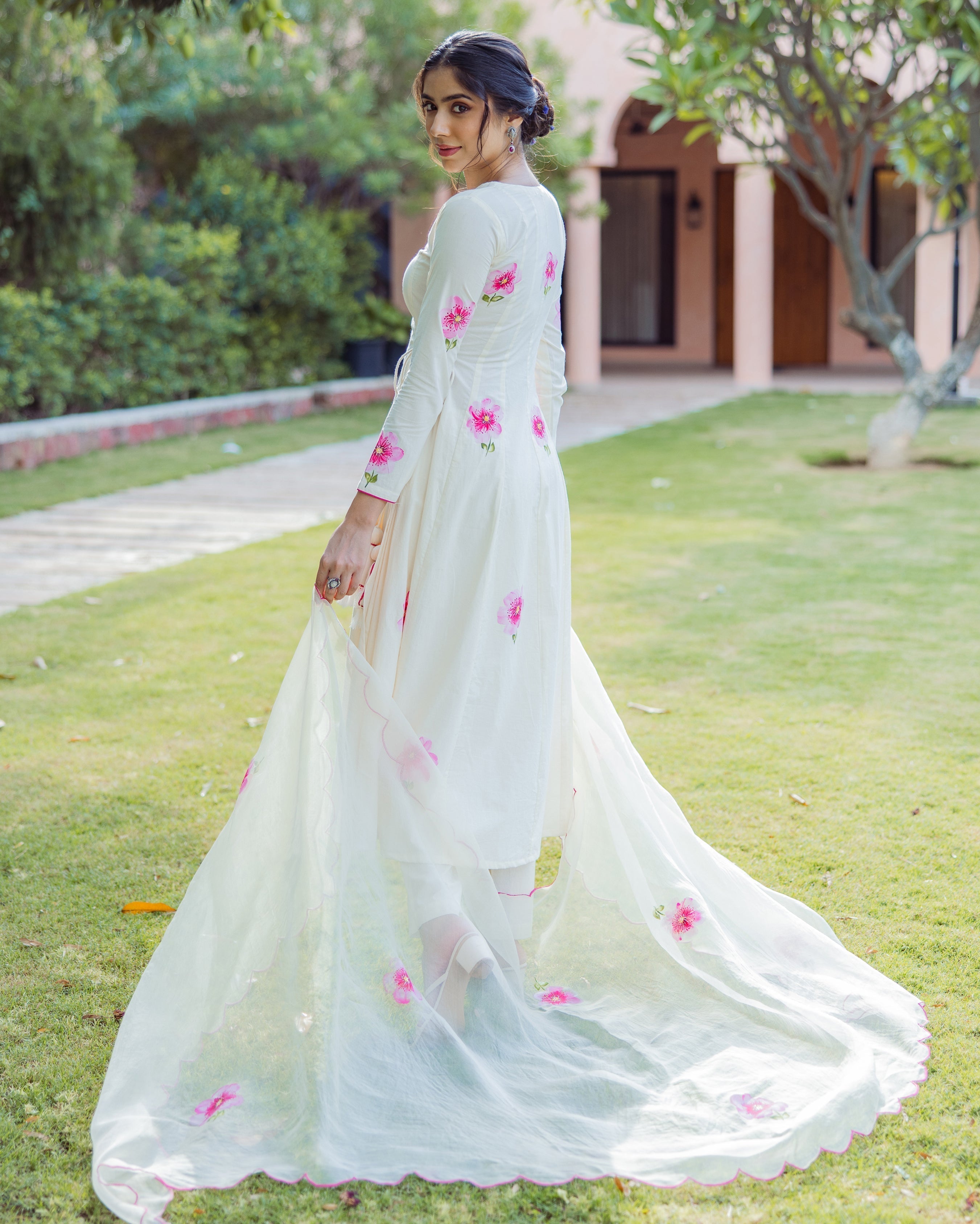 Breeze Cream Handpainted Cotton Suit Set