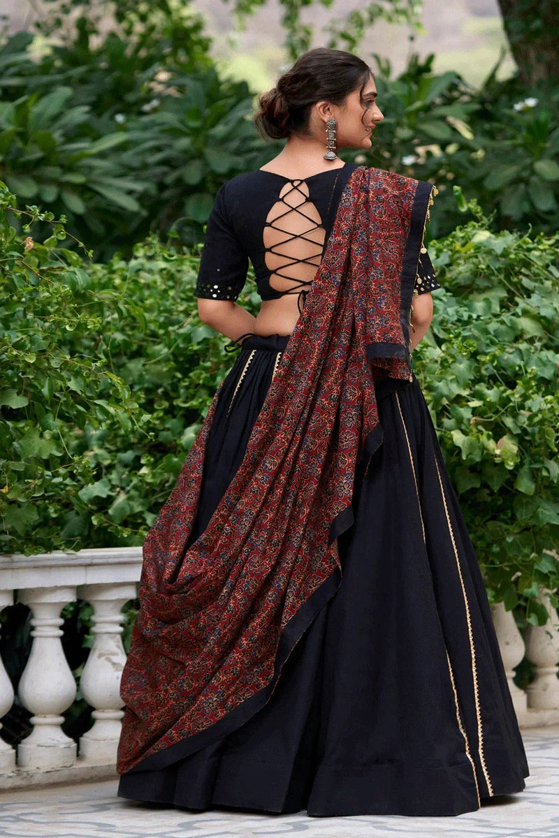 Designer Black Color Chaniya Choli For Garba Night