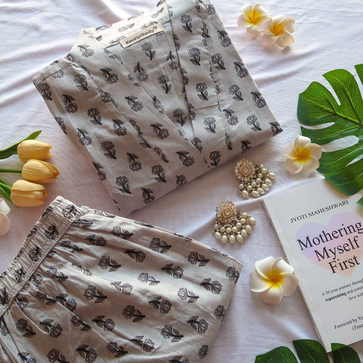 Stellar Bloom Suit Ensemble