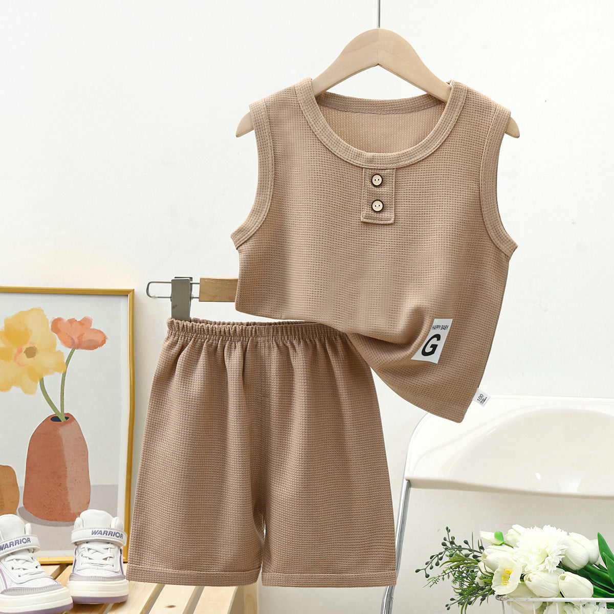 Beige Sleeveless Boys Two-Piece Clothing Set – Lightweight Summer Outfit