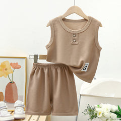 Beige Sleeveless Boys Two-Piece Clothing Set – Lightweight Summer Outfit
