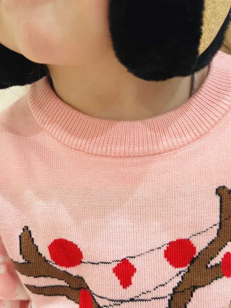 Charming Girls Cozy Reindeer Sweater – Warm Wool Blend Winter Pullover