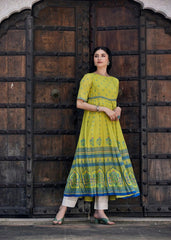 Green Flared Cotton Silk Blend Usra Kurta with Georgette Dupatta