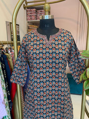 "Jhanroka" Cotton Kurta with Pants (2pc)