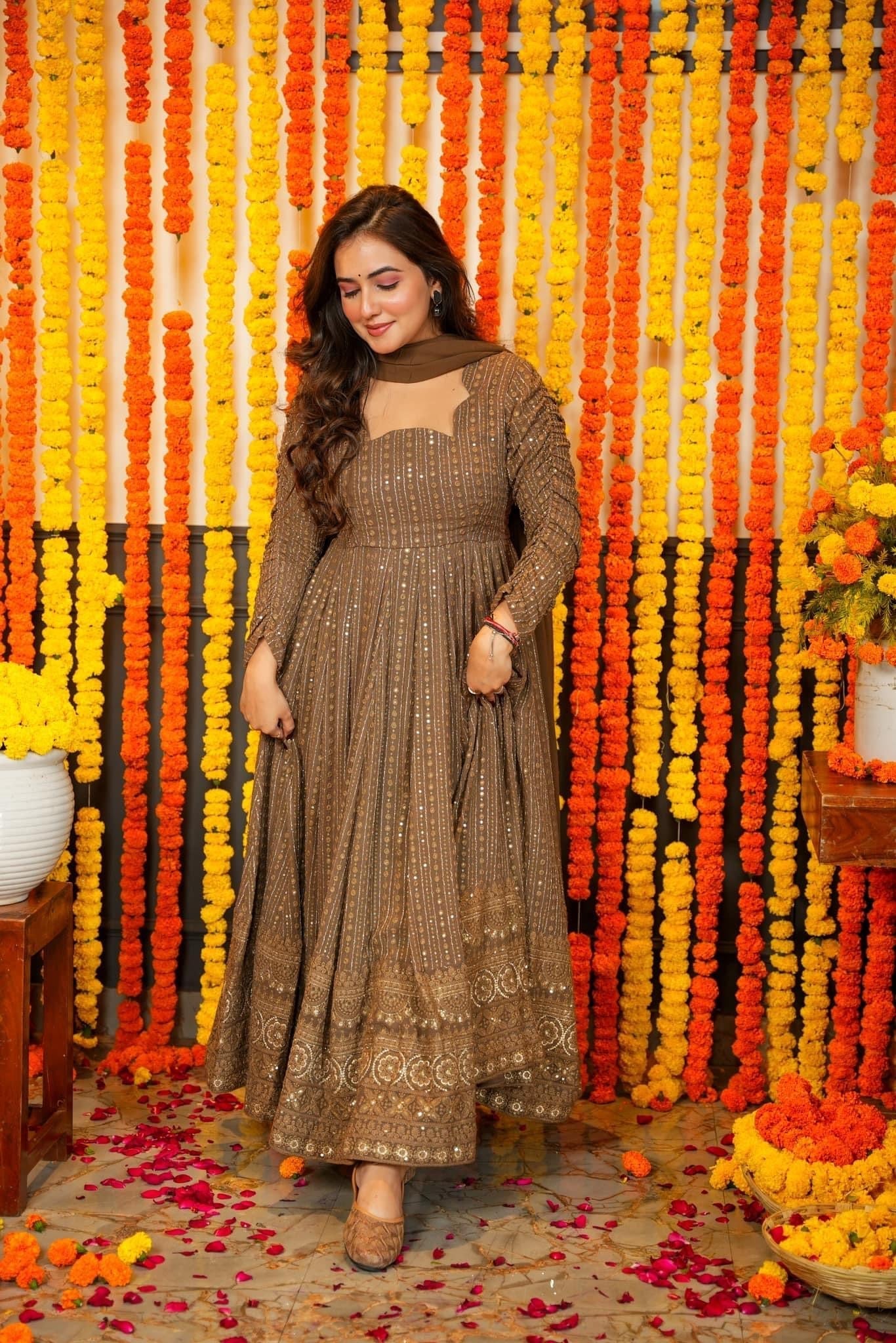 Georgette Embroidered Kurta Set with Cotton Pants & Dupatta | Stylish Ethnic Wear