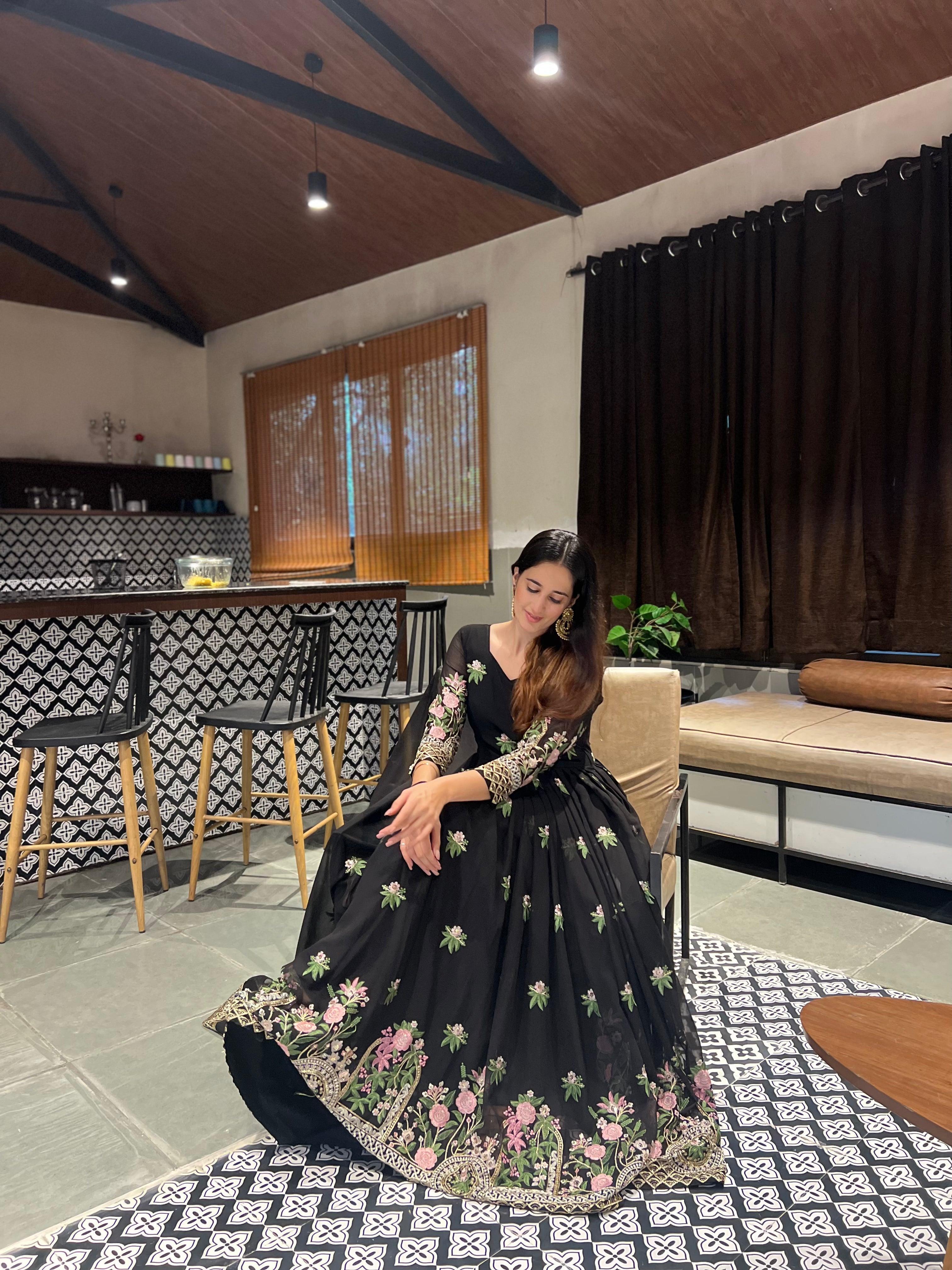 Georgette Thread Work Kurta Set with Dupatta