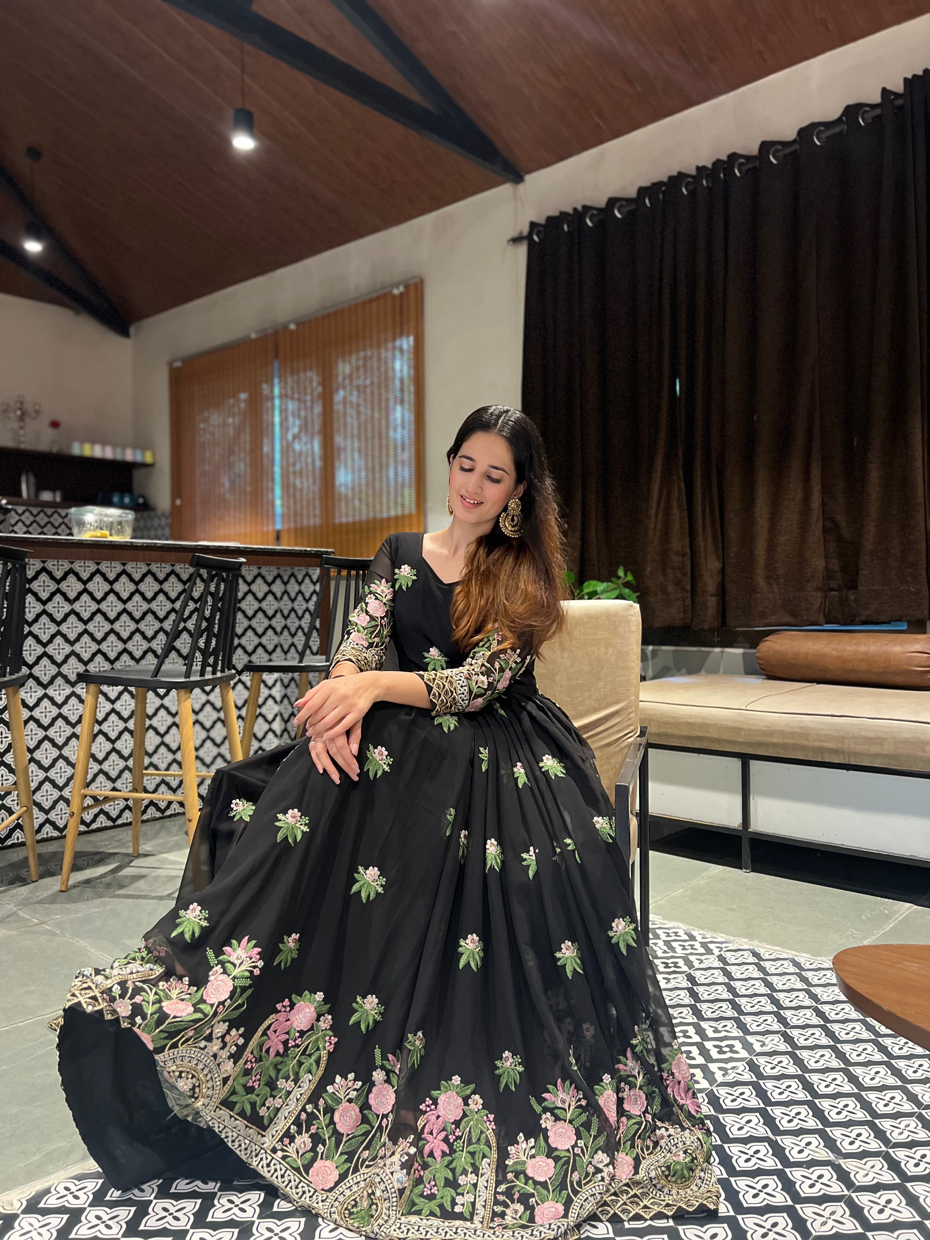 Georgette Thread Work Kurta Set with Dupatta