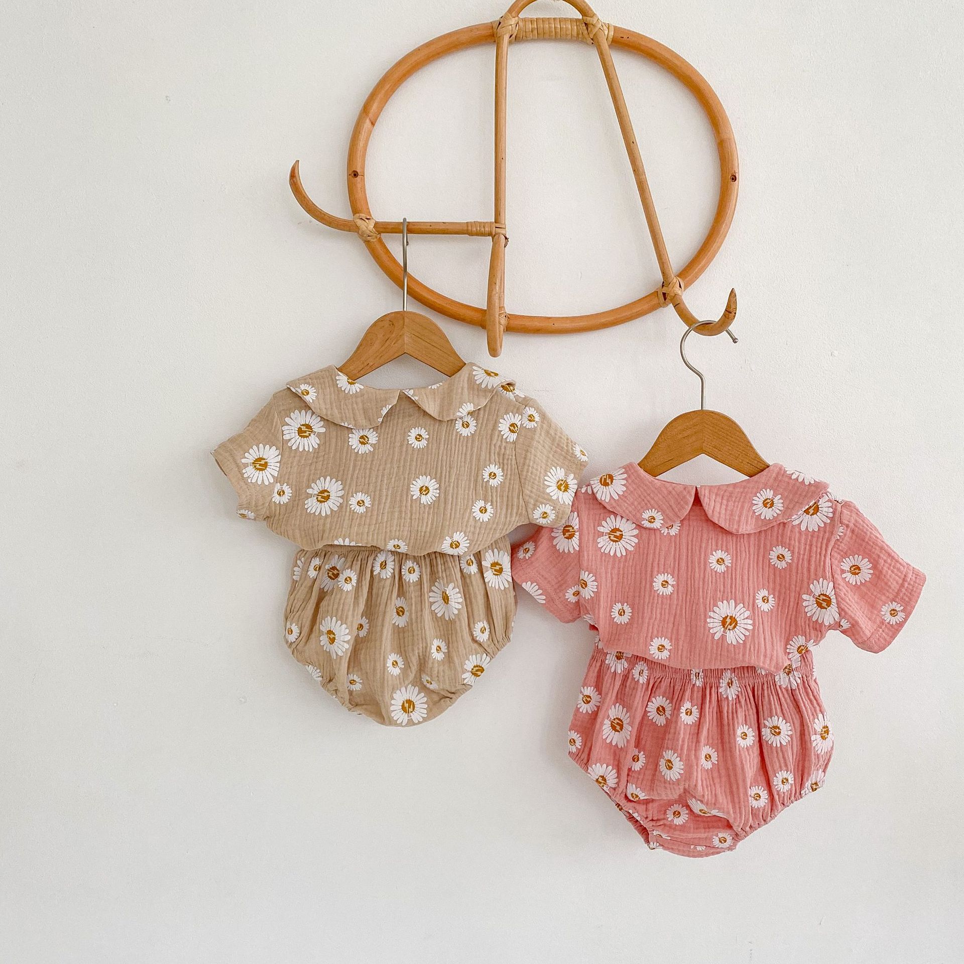 Minimalist Baby Top and Shorts Girls Set – Soft Cotton Summer Outfit