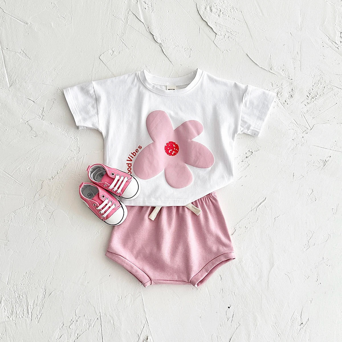 Miss Good Vibes Two-Piece Girls Set – Soft Cotton Casual Outfit