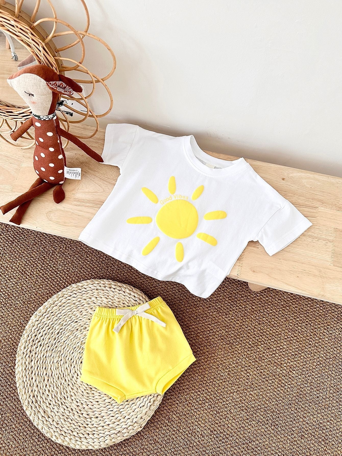 Miss Good Vibes Two-Piece Girls Set – Soft Cotton Casual Outfit