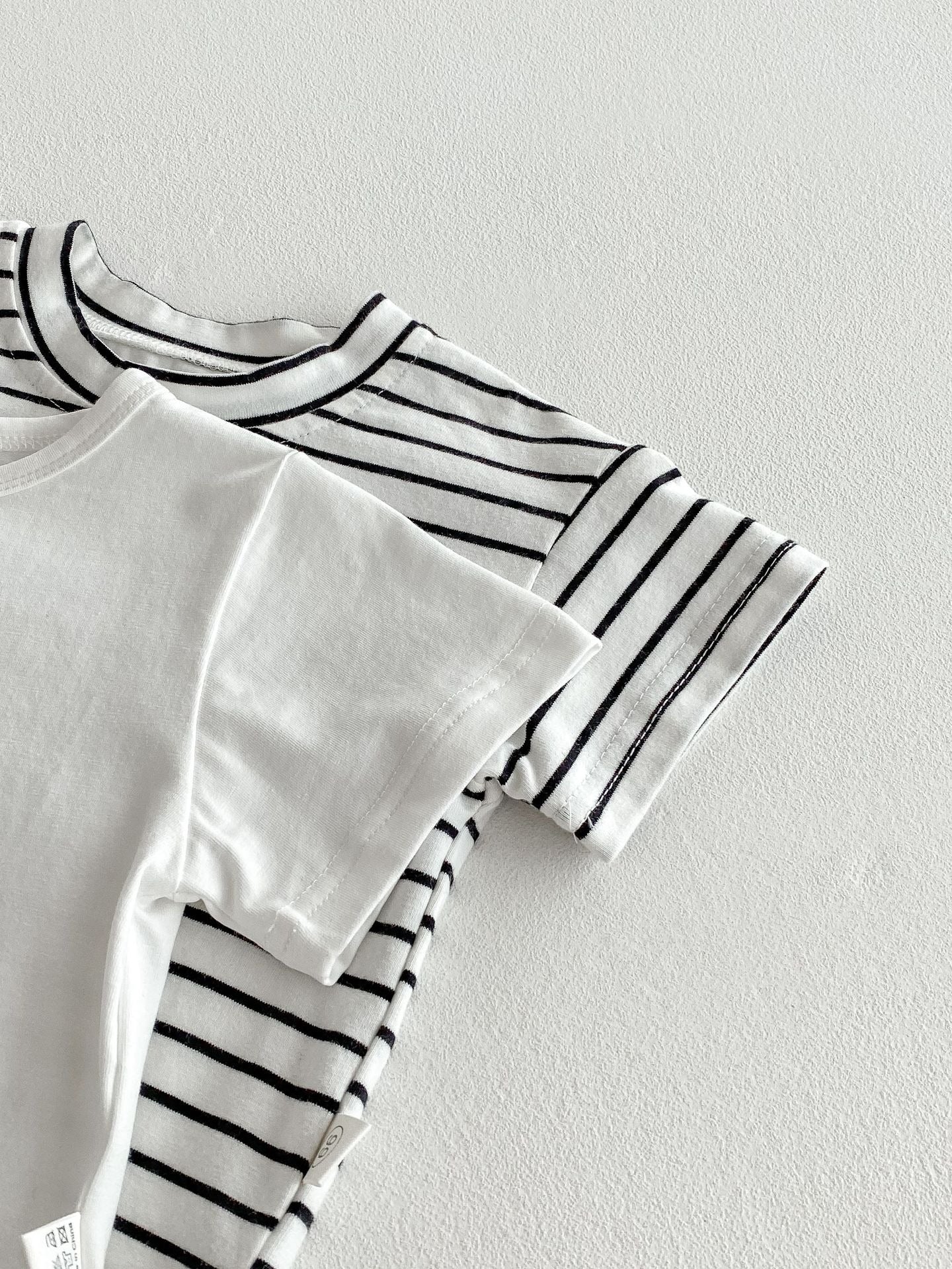 Mini Classic Suspender Boys Cotton Blend Romper Set – Stylish Infant Outfit with Suspenders