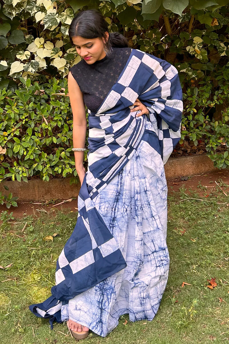 Lovely Blue Mul Cotton Saree with Pocket and Unstitched Blouse