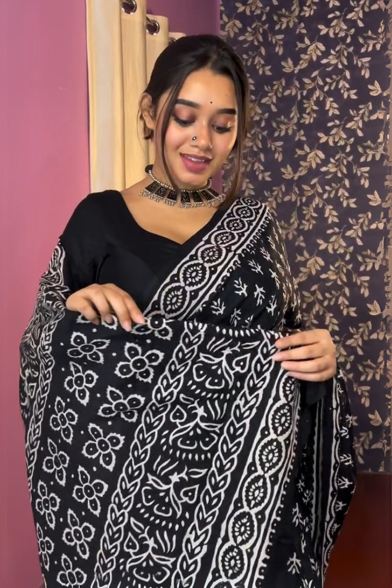 Elegant 1-Minute Ready-to-Wear Black Mul Cotton Digital Printed Saree
