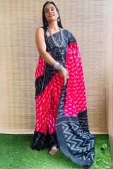 Elegant & Effortless – Dark Pink Mul Cotton Digital Printed Pre-Stitched Saree