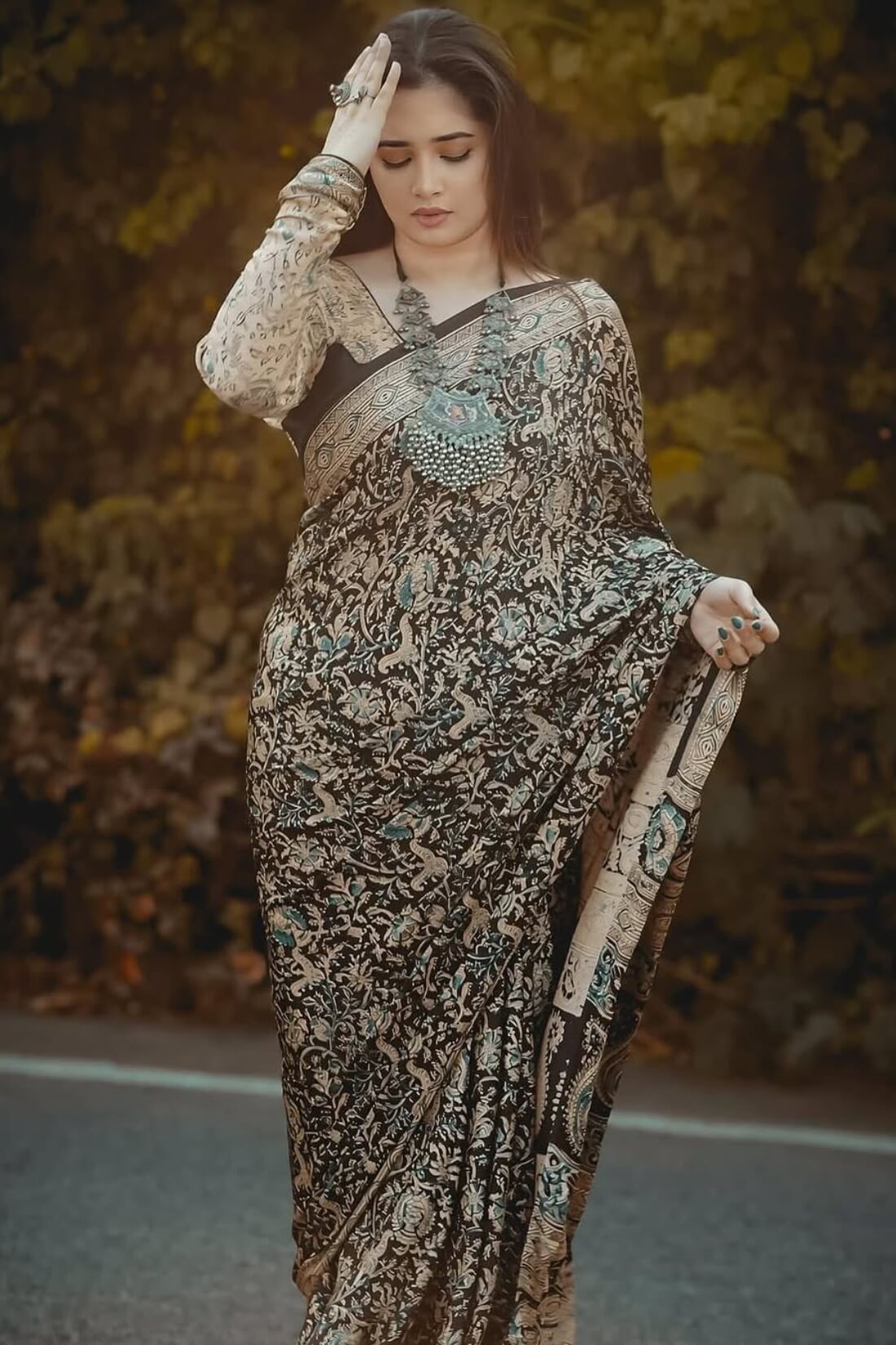 Gleaming Beige and Black  Digital Printed Crape Silk Saree