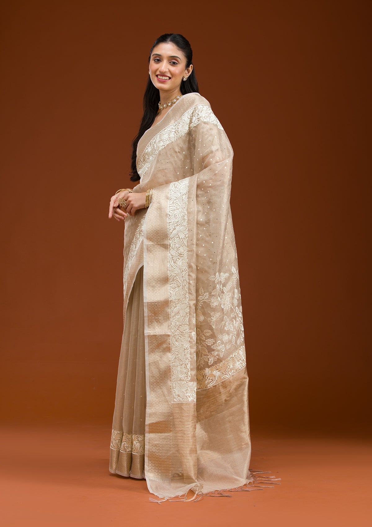 Elegant Gold Tissue Saree with Silver Zariwork Embroidery – Unstitched Blouse Included