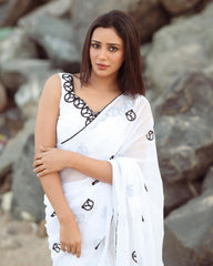 Effortless Elegance with White Georgette Saree