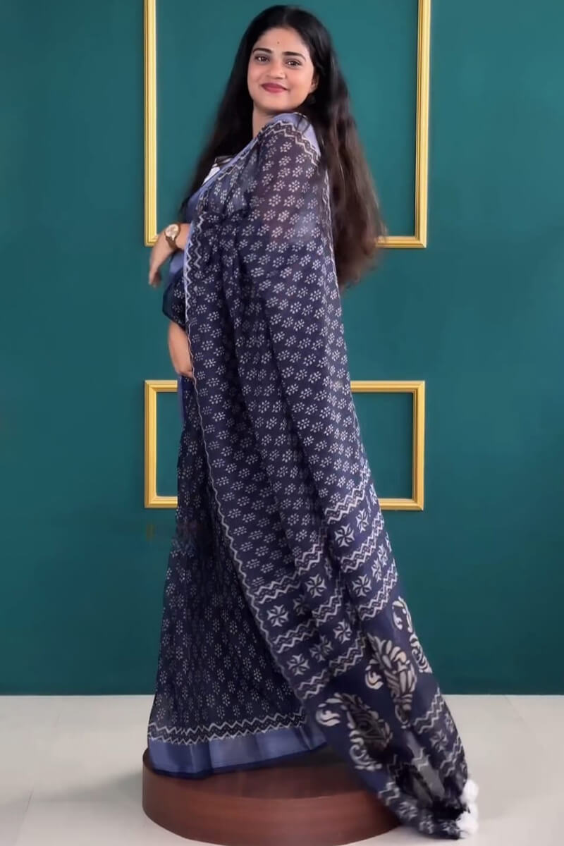 Graceful Navy Blue Cotton Printed Pre-Stitched Saree