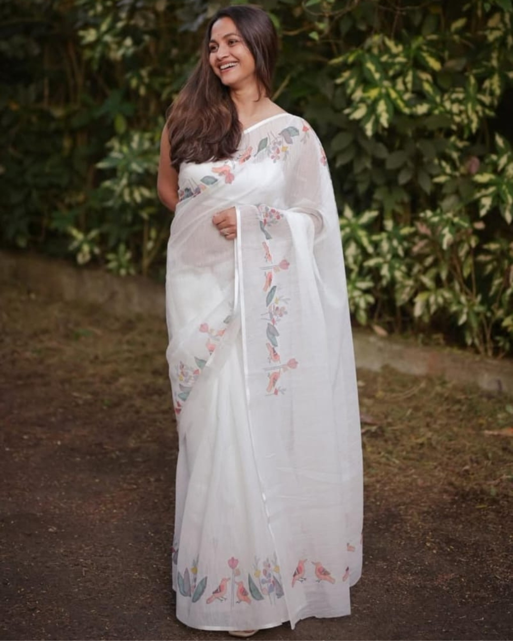 White Pure Linen Cotton Saree