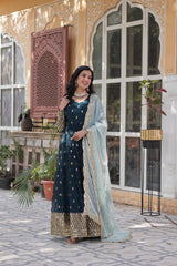Faux Blooming Embroidered Kurta Set with Tabby Silk Dupatta
