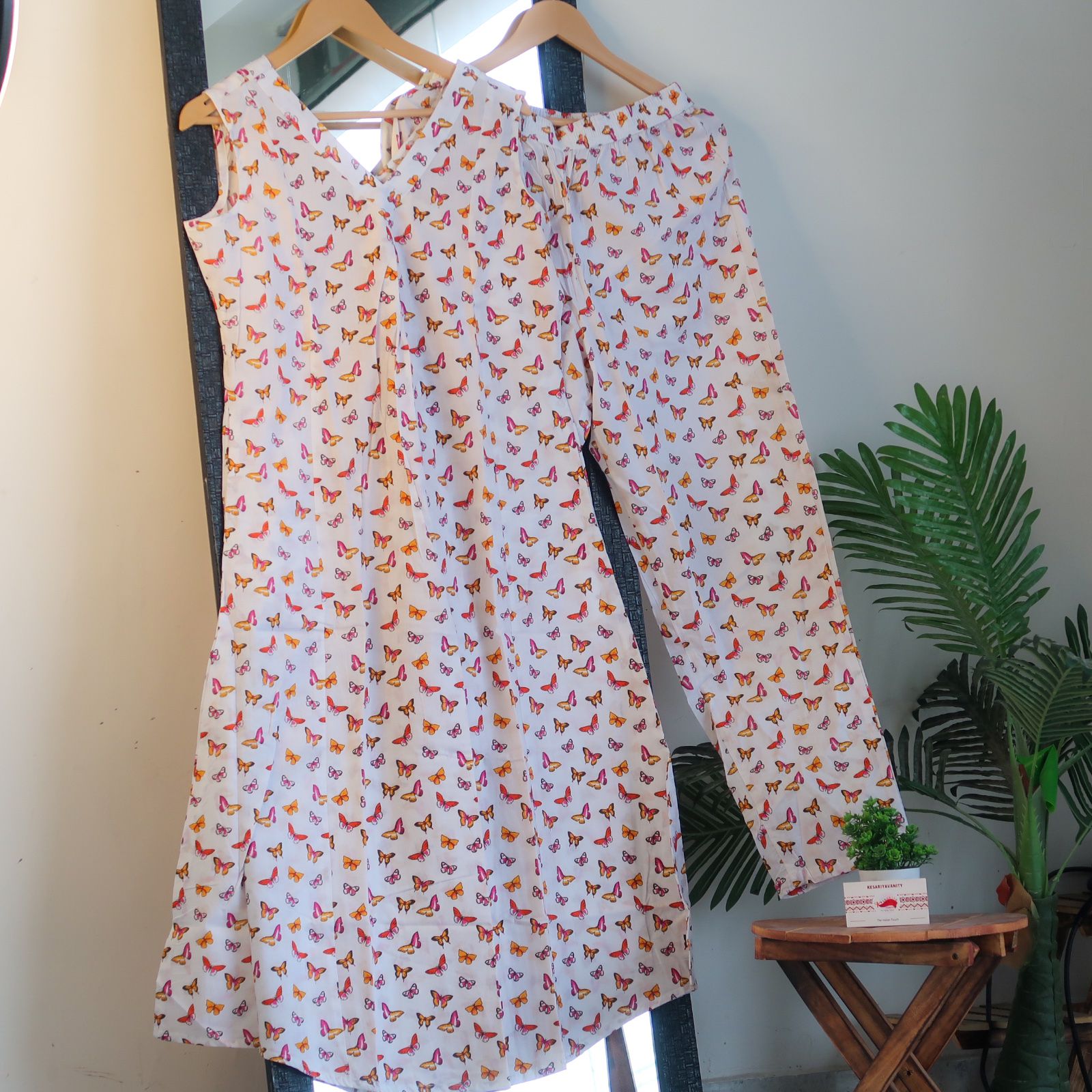 Lightweight Butterfly Pattern Suit Set – Holiday Wear