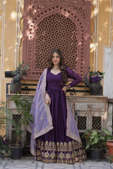 Star Georgette Kurta with Zari Sequins Embroidery and Gold Crush Dupatta