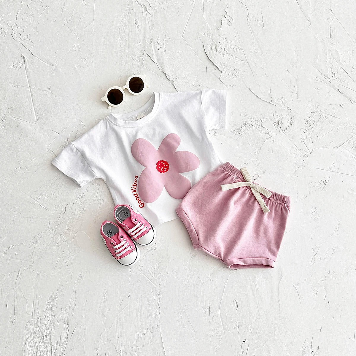 Miss Good Vibes Two-Piece Girls Set – Soft Cotton Casual Outfit