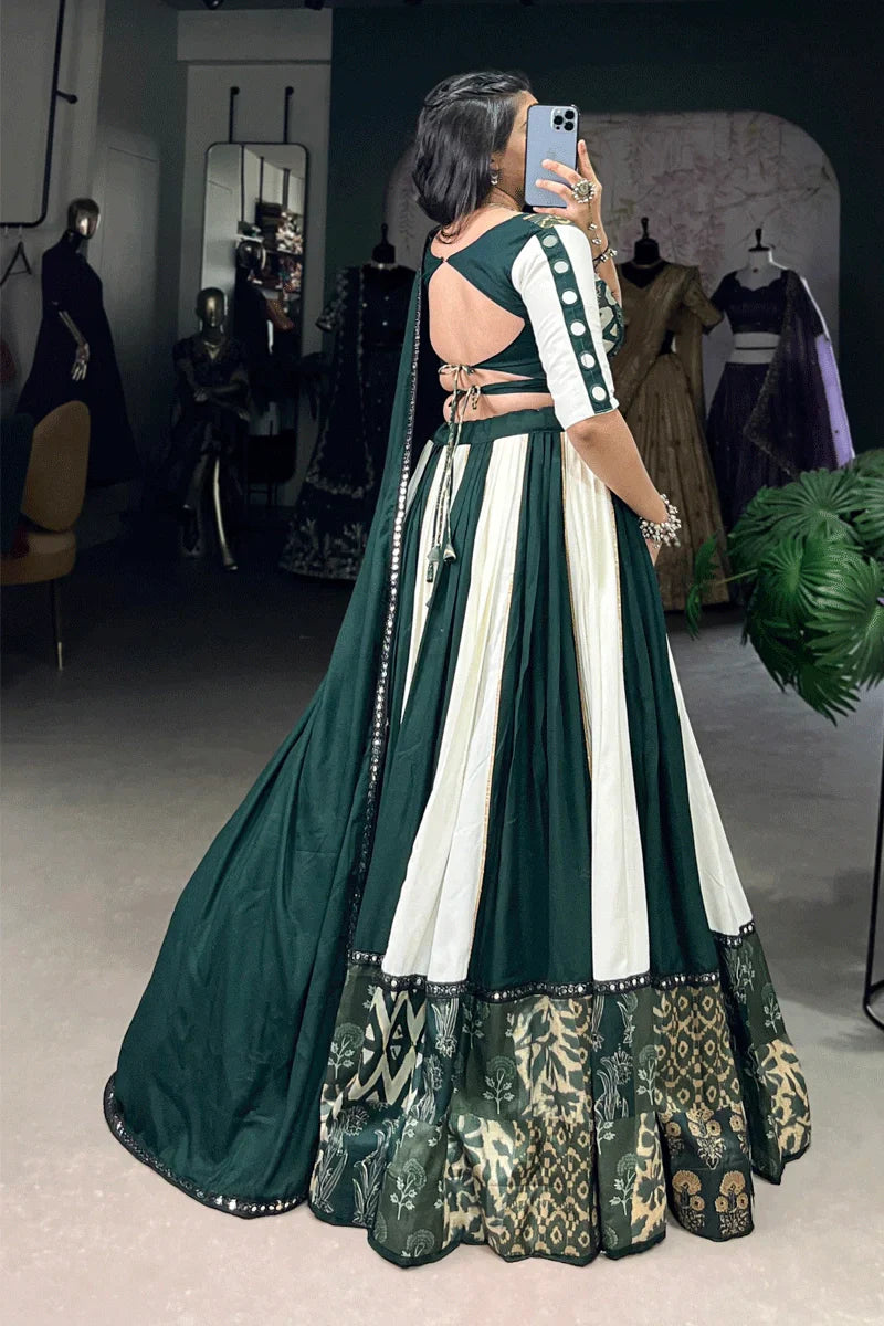 Traditional Fully Stiched Chaniya Choli For Navratri