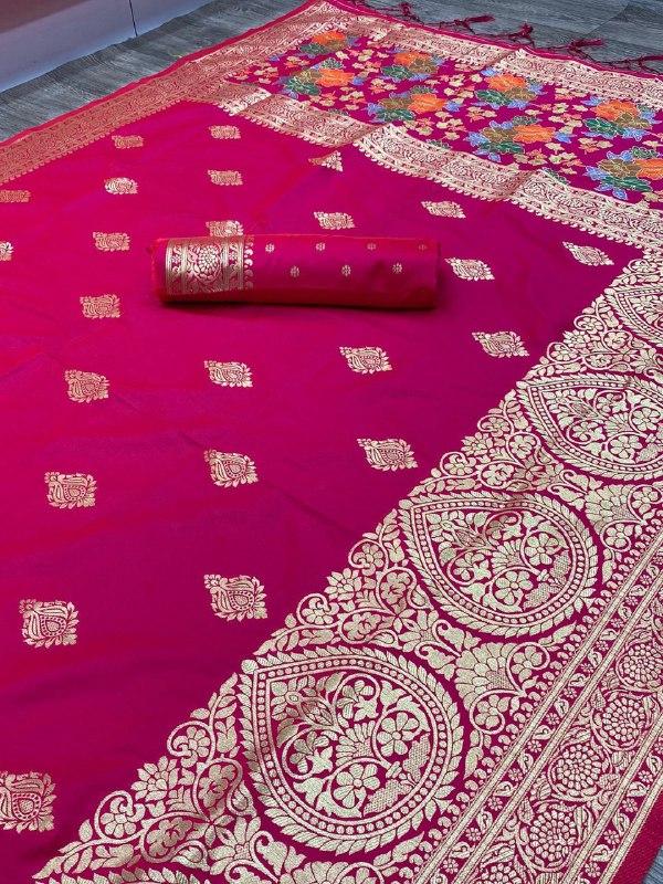 Zari Woven Kanjivaram Silk Saree with Jacquard Work