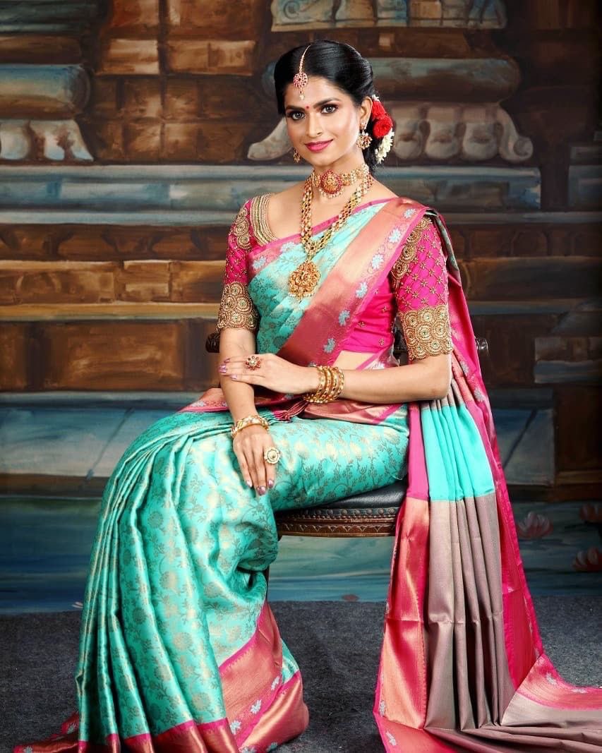 Woven Design Soft Silk Banarasi Jacquard Saree