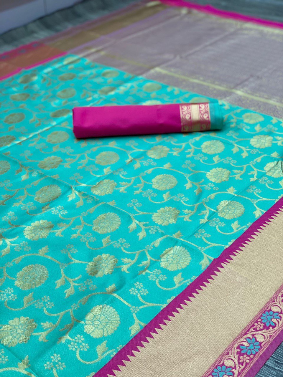 Woven Design Soft Silk Banarasi Jacquard Saree