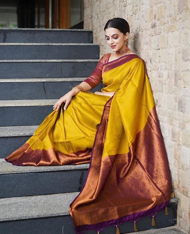 Yellow Self Design Zari Weaving Pure Jacquard Silk Saree
