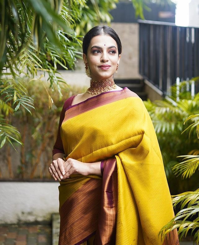 Yellow Self Design Zari Weaving Pure Jacquard Silk Saree