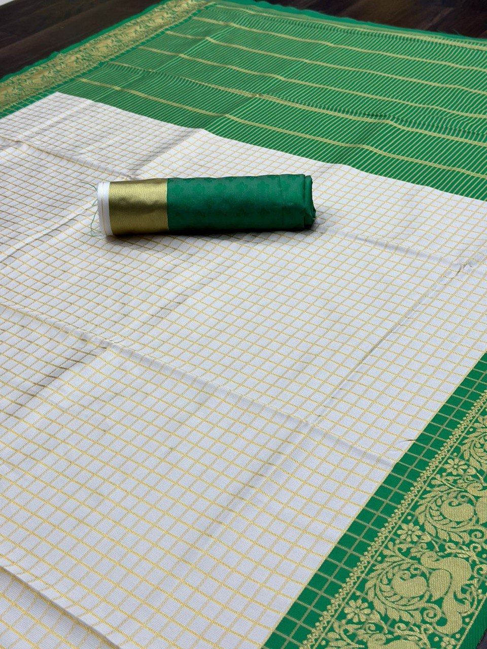 White Pooja Special Lichi Silk Banarasi Kanjivaram Saree