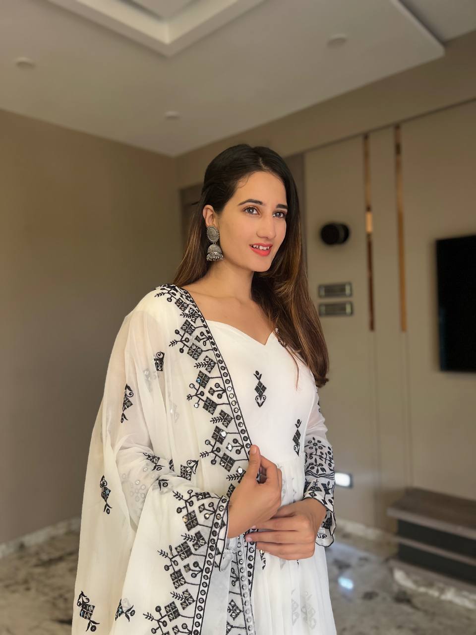 Elegant Embroidered Georgette Kurta Set