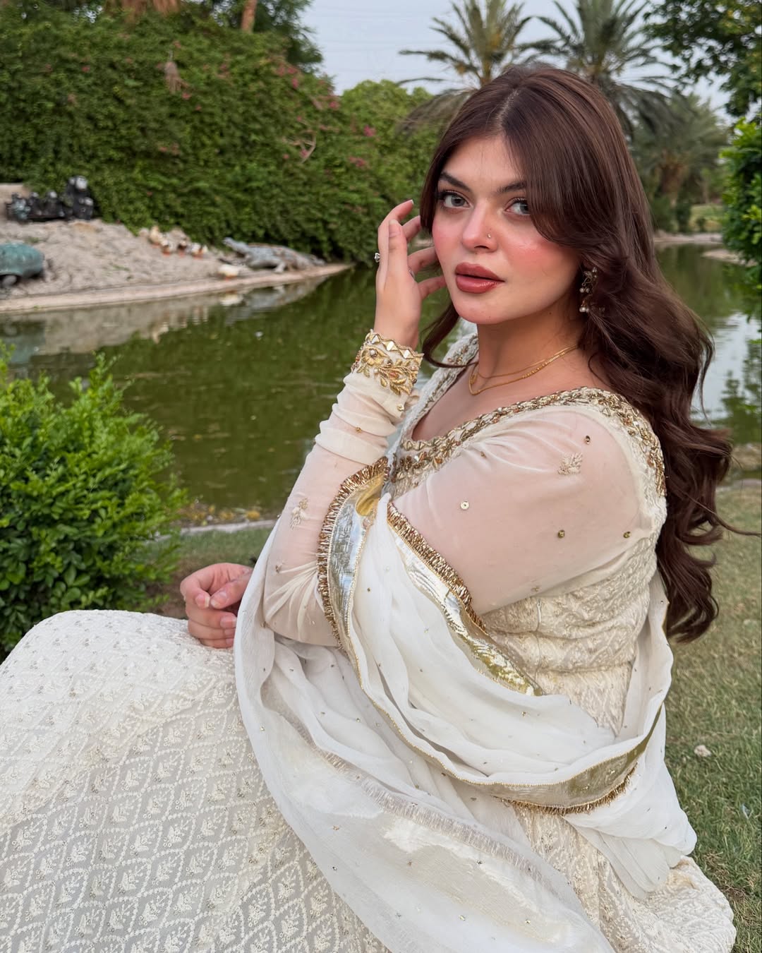 Vibrant Fox Georgette Mirror & Embroidery Anarkali Suit – Three-Piece Festive Ensemble